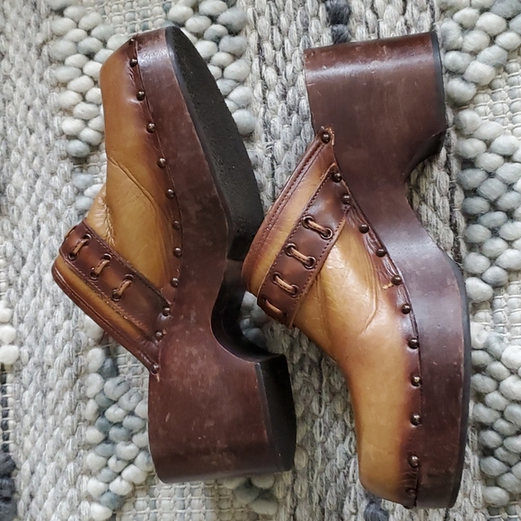 Y2K 90's Curfew Sedona Wooden Heel Studed Clogs Leather Women's Sz 10M Brazil - Picture 8 of 13